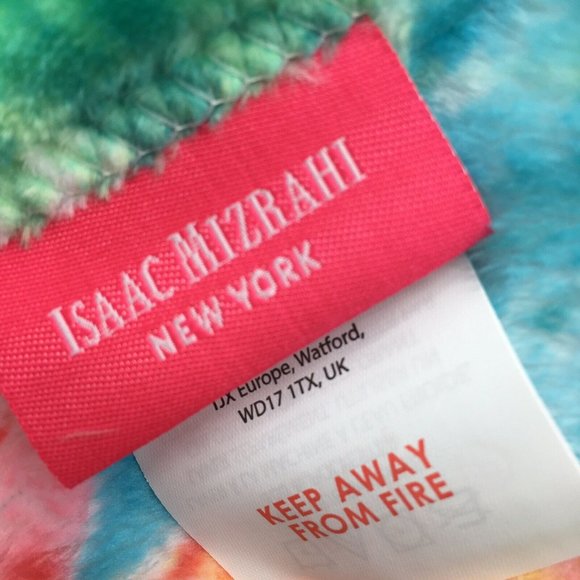 Isaac Mizrahi Colorful Tossed Pineapple Throw Blanket Tropical Blue Pink Green - Picture 8 of 9